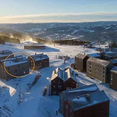 In-out - 3br, 2 Bath - Favn Appartement *